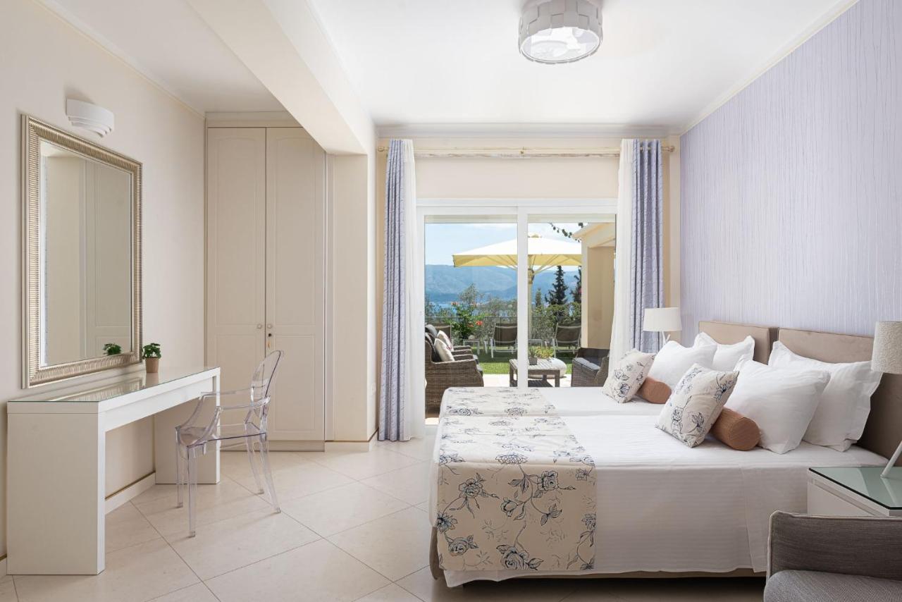 Villa Fantasia Isthmia Eksteriør billede