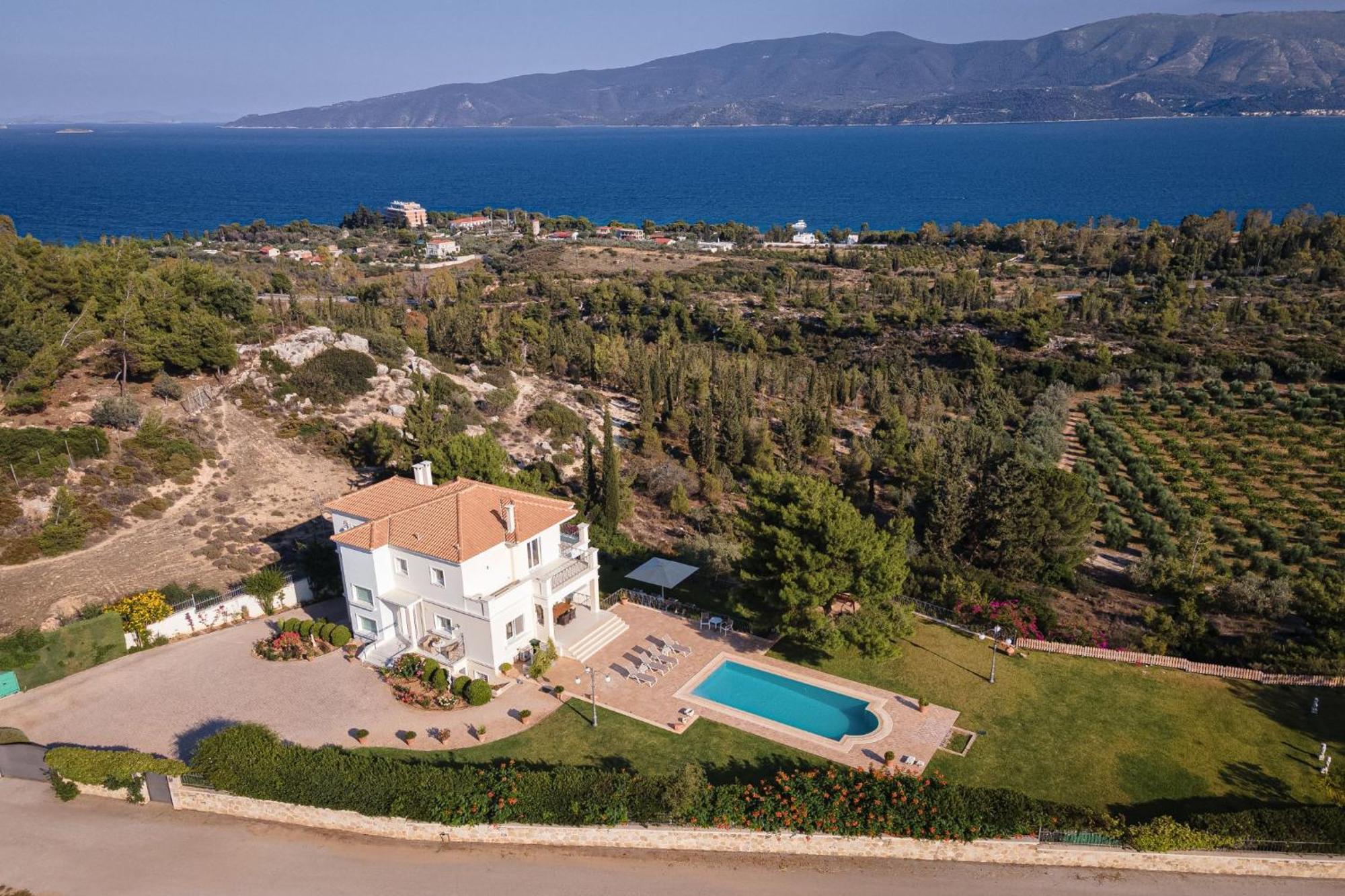 Villa Fantasia Isthmia Eksteriør billede
